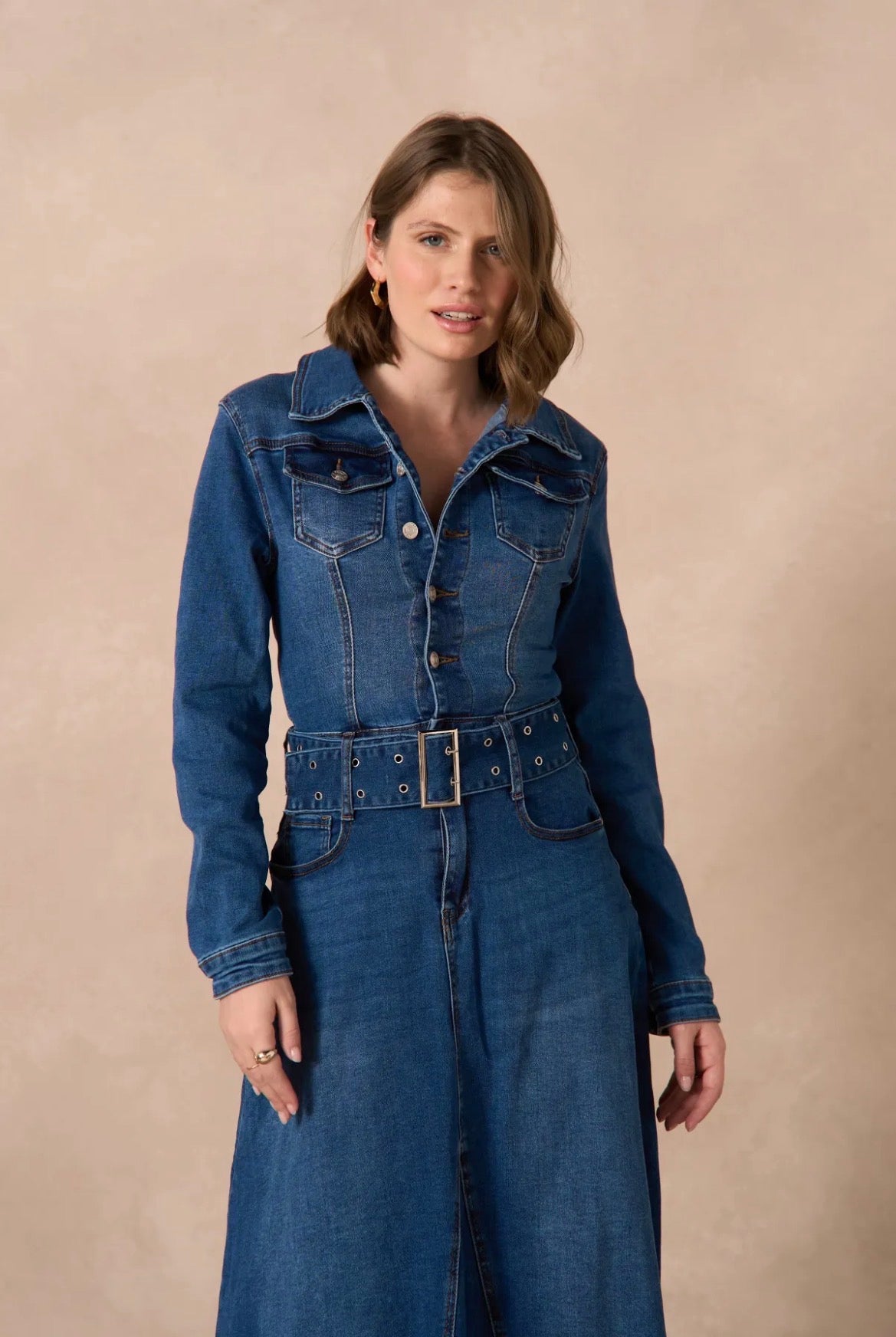 Robe bleue fluide